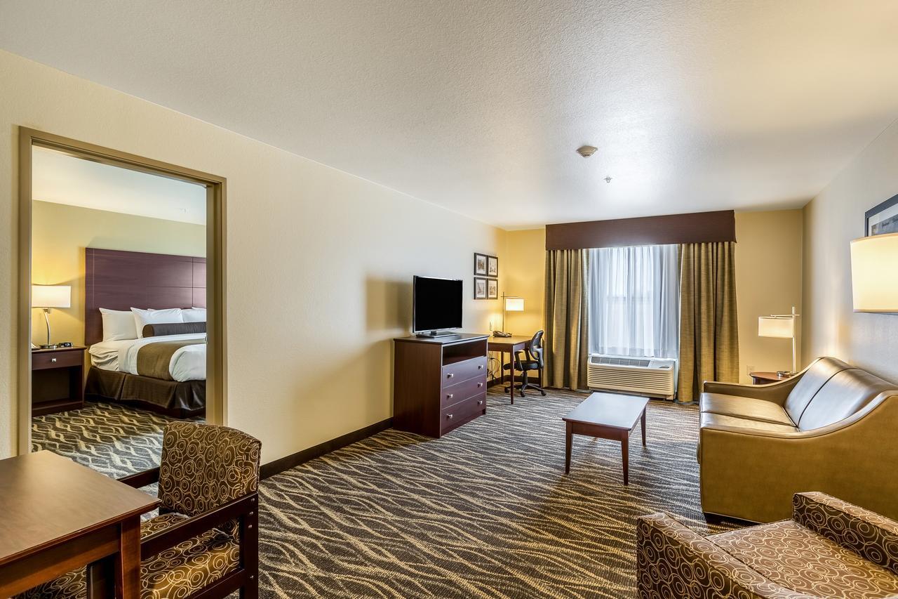 Cobblestone Hotel & Suites Hartford Ngoại thất bức ảnh