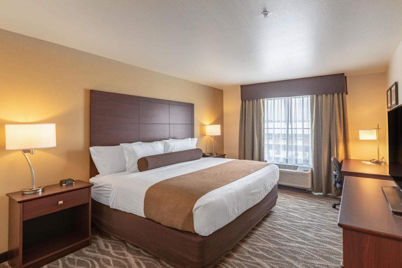 Cobblestone Hotel & Suites Hartford Ngoại thất bức ảnh
