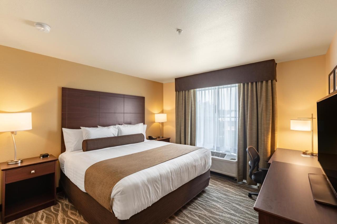 Cobblestone Hotel & Suites Hartford Ngoại thất bức ảnh