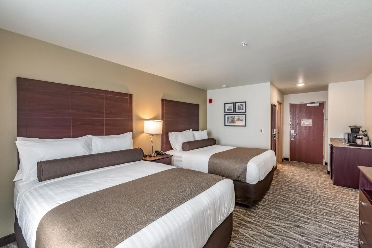 Cobblestone Hotel & Suites Hartford Ngoại thất bức ảnh